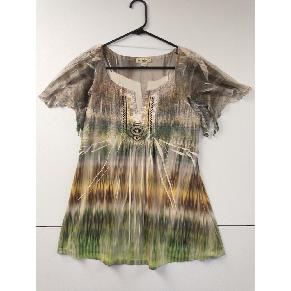 One World Live and Let Live Women's Medium Short Sleeve white black green yellow